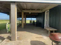 BEACH FRONT ISLAND COTTAGE 3 BEDROOM,1 BA  PETS MUST BE DECLARED WHEN BOOKED. Hotels in Sargent