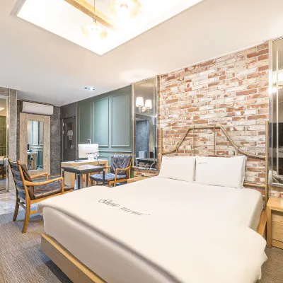 Show Motel Hotel dekat Pasar Maecheon
