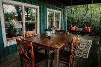 Charming 2-bedroom cottage in a wooded setting sitting high above Chauga River