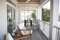 3-bedroom waterfront condo with dock in Wrightsville Beach