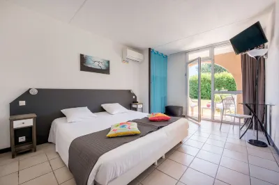 Le Clos des Bruyères Hoteles en Vallon-Pont-d'Arc
