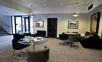 The Lodge at Kingswood