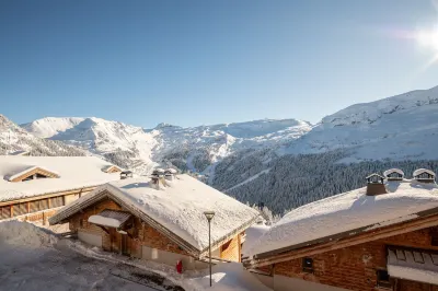Dormio Resort les Portes du Grand Massif فنادق في Samoens