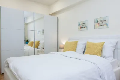 Luxury Main Square Apartments Отели рядом с достопримечательностью «Площадь Бана Йосипа Елачича»