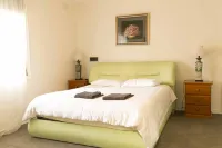 Hawthorn Holiday House - Wifi