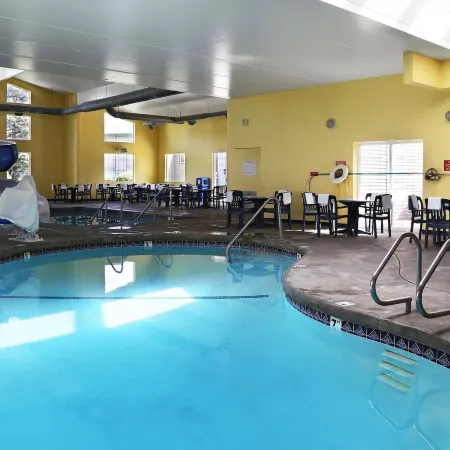 Ramada by Wyndham Spokane Airport