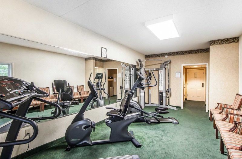 Clarion Inn Willow River photo 3
