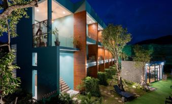Peace Blue Naiharn Naturist Resort Phuket