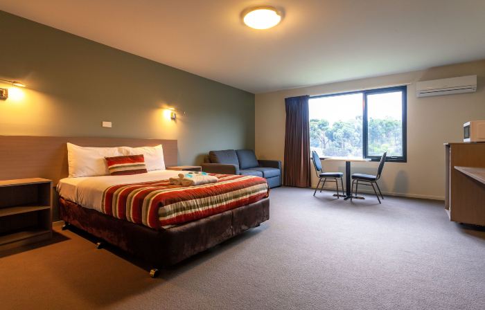 Kingston Hotel