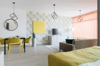 Parizs Garden Apartments - balcony
