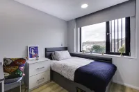Yugo Explore - Kavanagh Court - Condos