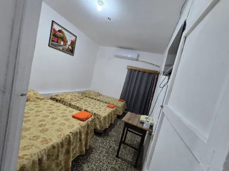 Hotel Villa Aurora Отели рядом с достопримечательностью «Ixpanpajul Nature Park»