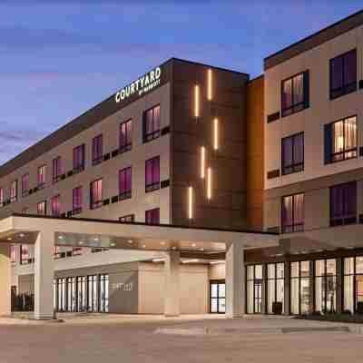 Courtyard by Marriott Bettendorf Hotel Exterior