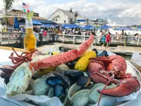 Cheerful & Beautiful 3-Bedroom Ranch Hotels in Merrick