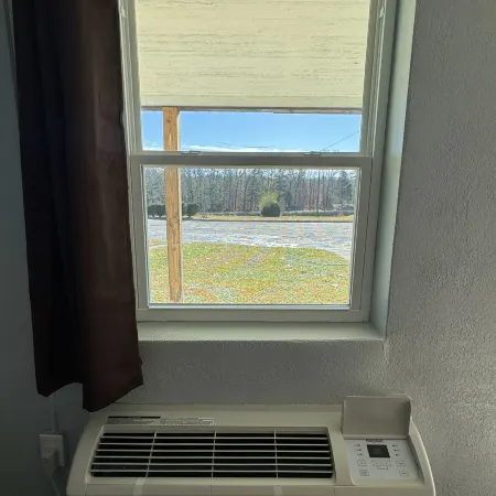 Budget Inn