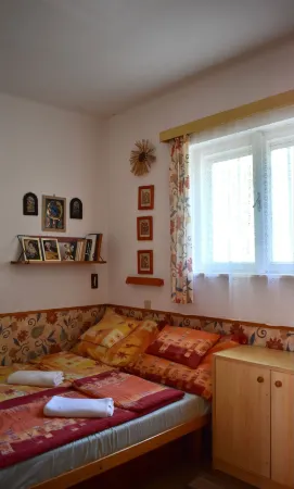 Cozy Family Cottage at the Lake Отели в г. Шиофок