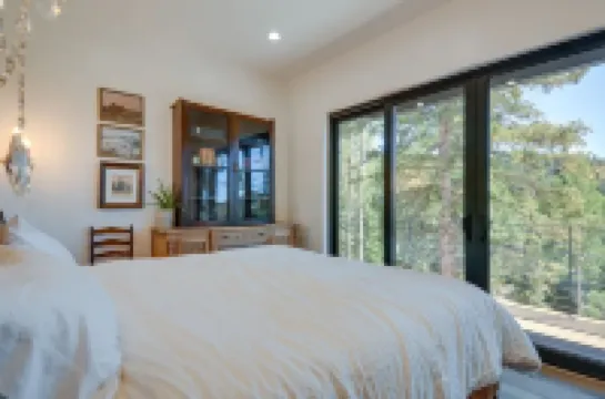 Alpine Mountain Escape