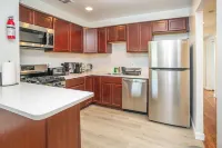Comfy and Cozy-Min to National Mall Great Location Hotels in Arlington