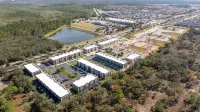 Contemporary 4BR Getaway Minutes From Disney