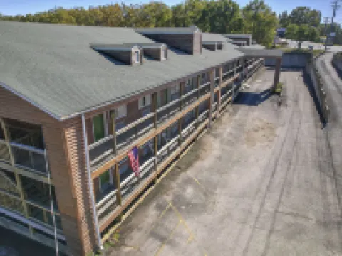 White Wing Lodge Hotels in Stone County