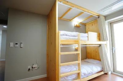 Hannah Guesthouse Hotels in Aewol