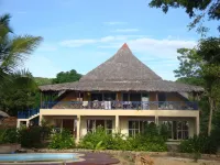 雷瓦卡斯特爾飯店