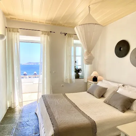 Niriedes Hotel