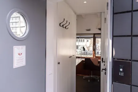 Sweets - Zeilstraatbrug Отели рядом с достопримечательностью «Амстердамский свободный университет»