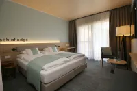 多瑙河畔伊布斯旅館 住宿飯店