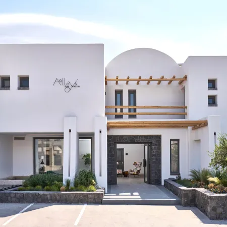 Alleys All-Suite Hotel & Spa