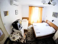 Accommodation Old Town Vitaic فنادق في كوركولا