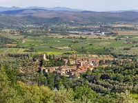 Farmhouse in Suvereto with Sea Views, Cleaning Included