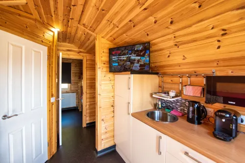 Laggan Luxury Highland Glamping - parking
