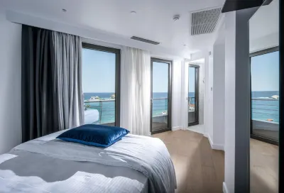 Made by the Sea Villas 8 Bdrm