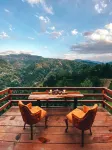 ZirvedeKal Suit Otel Hotels in Dikkaya Koyu