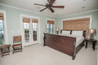 Beach House - Sunny Daze Hotels in Sunnyside