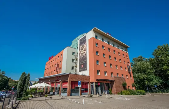 宜必思卡託維茲扎布熱酒店