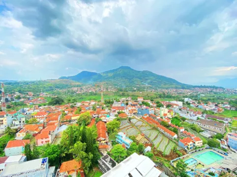 Fancy 2Br at Skyland City Jatinangor Apartment