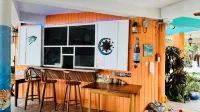 Coral Cove Inn فنادق في Maya Beach
