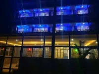 The Base Hotel فنادق في 