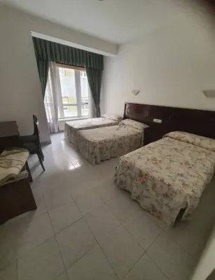 Flor de Loto Hotels in Ordes