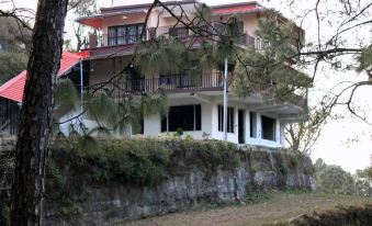 Nature Roar Forest Resort