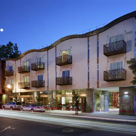 H2Hotel