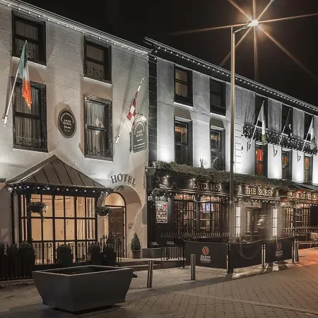 Skeffington Arms Hotel Отели рядом с достопримечательностью «Улица Шоп-стрит»