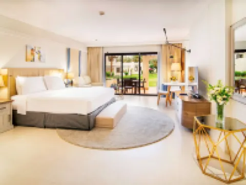 Radisson Blu Hotel and Resort Al Ain Hotéis em Al Ain