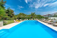 Margi House - Beach