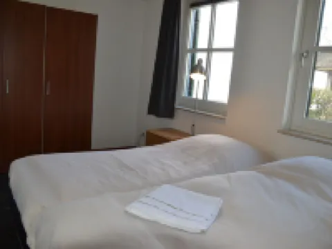 Stylish Thatched Villa with 2 Bathrooms Near Giethoorn Hotels in 