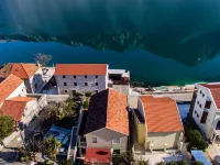 Apartments Marković Hotels in Muo