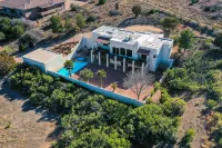 New Pebble Tech Pool & Manual timer on Spa,  Red Rock Views @ 7J Ranch
