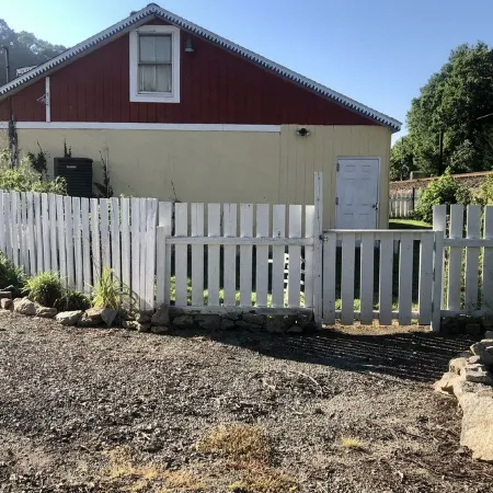 3B/1FB/Kitchen, Center of Town, The Cottage @ the Manor